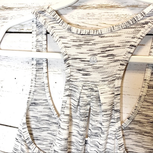 🛍LULULEMON TIE IT UP SINGLET MUSCLE TANK TOP - Picture 4 of 5